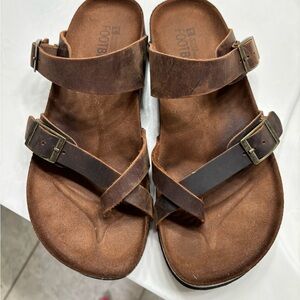 Worn once! Comfortable footbed slides